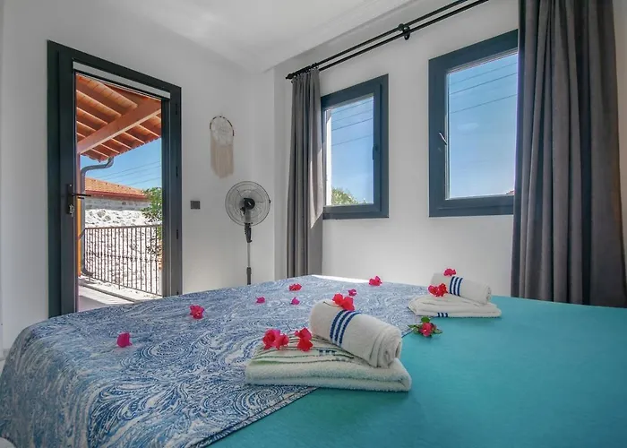 Villa Rengin Stone House