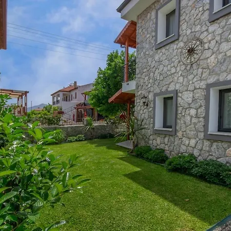 Rengin Stone House Villa *