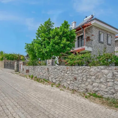 Rengin Stone House فيلة